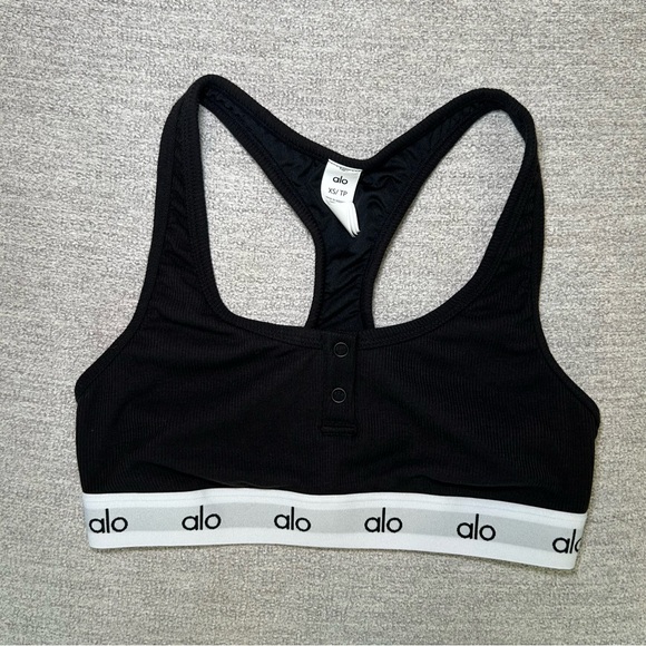 Alo Yoga Icon Ribbed Henley Bra Black Size Extra Small - Picture 4 of 8